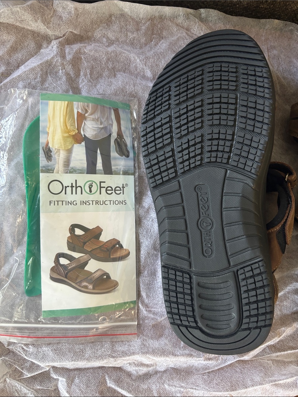 Orthofeet Men's Brown Leather Adjustable Comfort Sandals - Picture 2 of 5